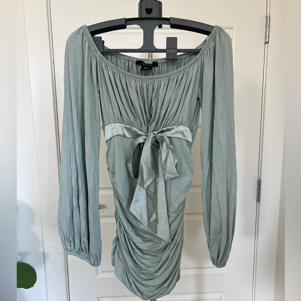 Off the shoulder Empire top with Silk Ribbon, size small